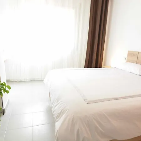 Bedrooms 2 Con Bano Privado, Sin Cocina Frühstückspension